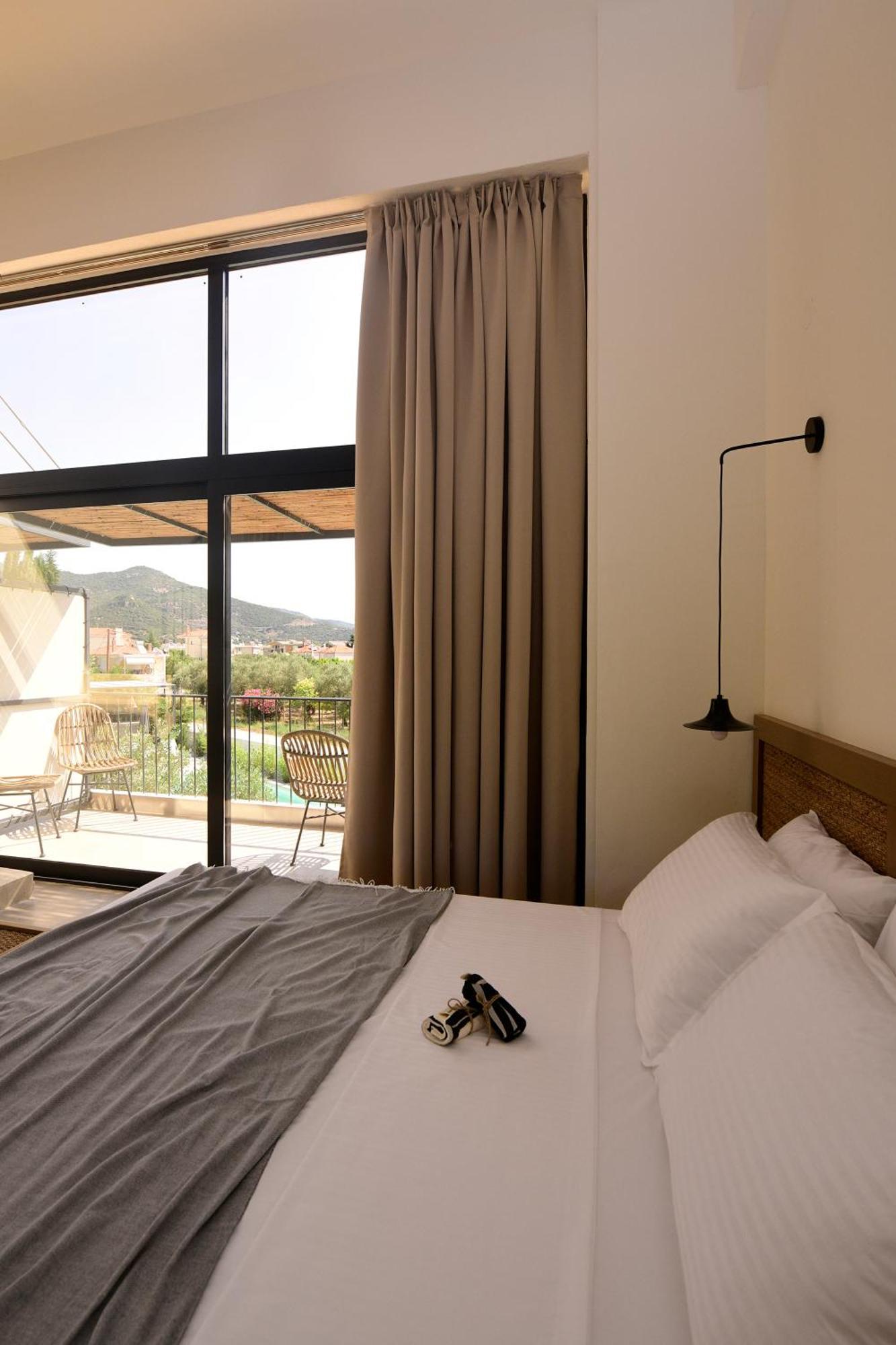 Elies Aesthetic Living Hotel Nea Iraklitsa Exterior photo